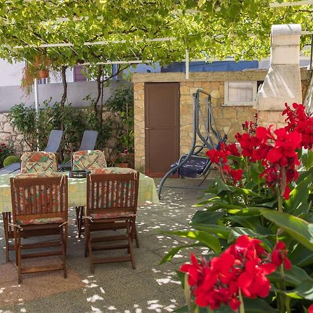 Apartment Karla Брибир Екстериор снимка