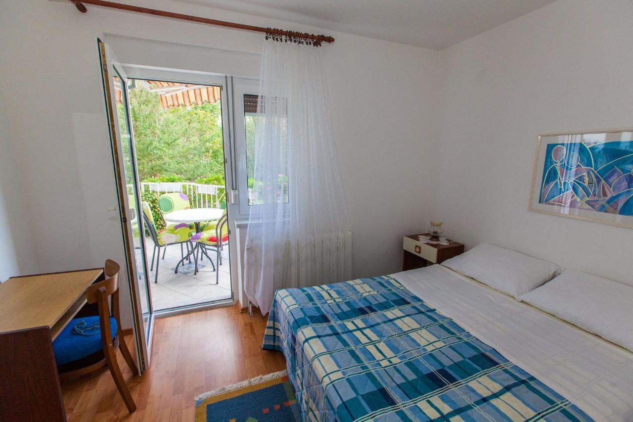 Apartment Karla Брибир Екстериор снимка