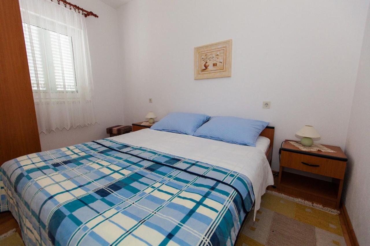 Apartment Karla Брибир Екстериор снимка